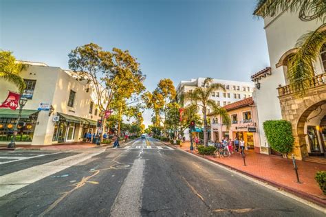 State Street in Downtown Santa Barbara Editorial Stock Photo - Image of ...