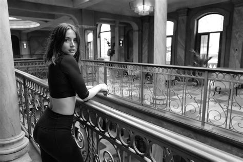 Ana de Armas HD Monochrome 2022 Wallpaper, HD Celebrities 4K Wallpapers, Images and Background ...