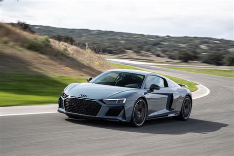 2019 Audi R8 Performance Review - GTspirit