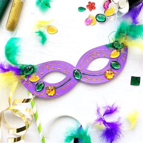 20 Magnificent Mardi Gras Crafts for Kids