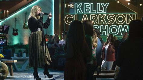 17 Best Kellyoke Covers From 'The Kelly Clarkson Show' (VIDEO)