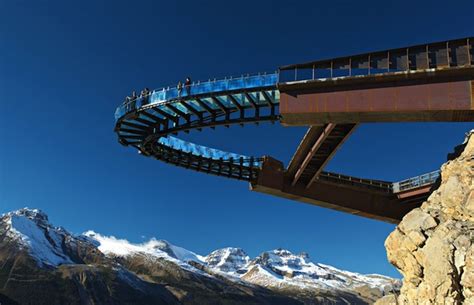 glacier skywalk banff-brewstertravel-ecoxplorer