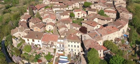 Pérouges France | article for mature travellers - Odyssey Traveller