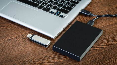 तेज डाटा ट्रास्फर वाली ये 5TB External Hard Drive है फोटोग्राफर वीडियो ...