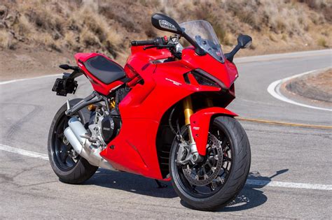 2021 Ducati SuperSport 950 S Review (13 Fast Facts For Sport-Touring)