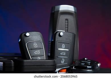 356 Car key programming Images, Stock Photos & Vectors | Shutterstock