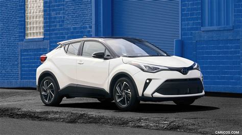 2021 Toyota C-HR Limited (Color: Blizzard White) - Front Three-Quarter | Caricos