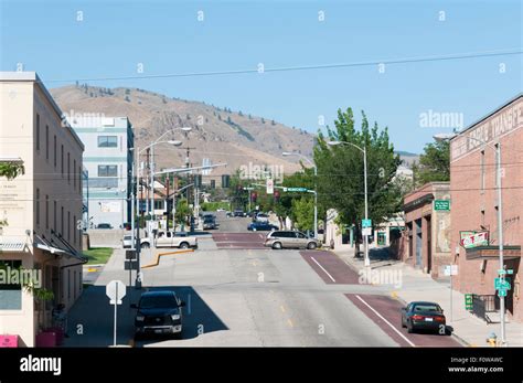 Downtown Wenatchee, WA Driving Tour In Spring, 40% OFF