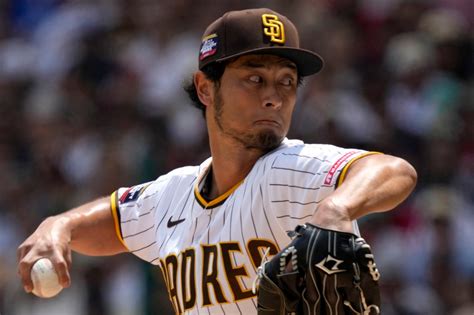 Padres vs. Twins prediction: Stitches riding with Yu Darvish