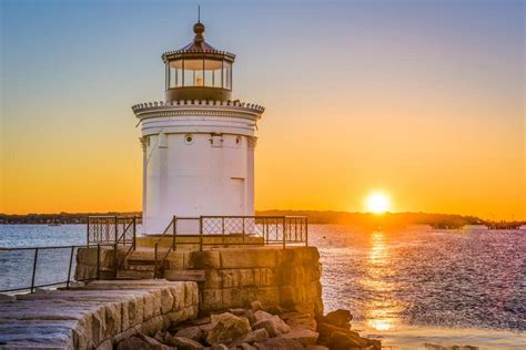 Maine Lighthouses: Southern Maine Bucket List | The Beachmere Inn