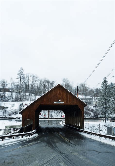 The Quechee Covered Bridge | Quechee, Covered bridges, House styles