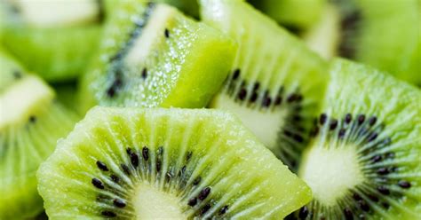 Kiwifruit: Health benefits and nutritional information