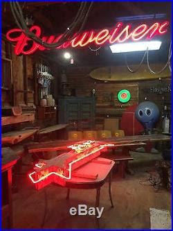 Vintage neon arrow open sign | Vintage Neon Sign