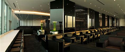 The 17 Best Business Class Lounges in the World [2023]