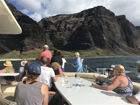 Na Pali Coast Sunset Dinner Sail - Captain Andy's - Kauai - Hawaii - Honu Point