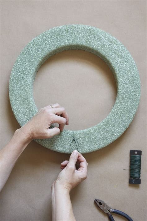 DIY Moss Wreath | Apartment Therapy