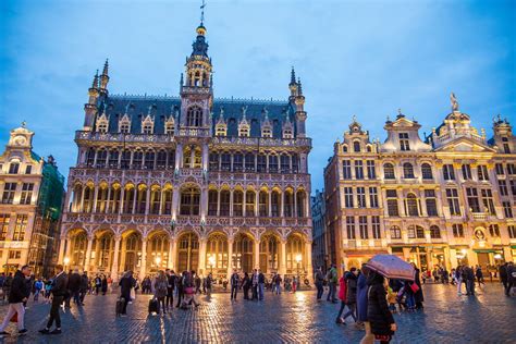 How to do a Brussels Chocolate Tour On Your Own | Earth Trekkers