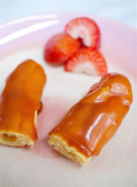 Caramel éclairs - Eva Bakes