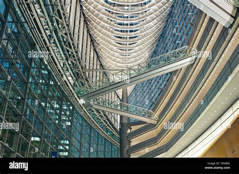 Tokyo International Forum Interior Stock Photo - Alamy