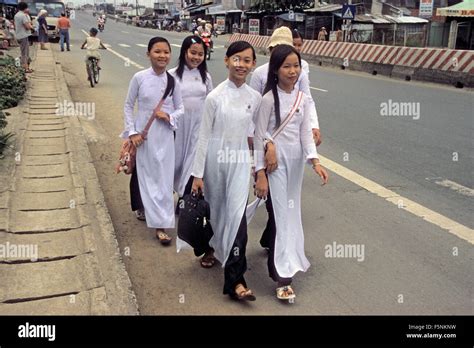 Vietnam School Uniform – Telegraph