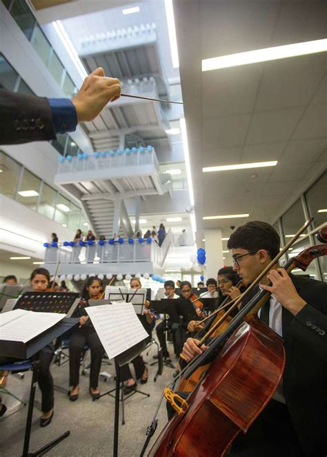 Houston opens $67 million DeBakey High School for medical careers