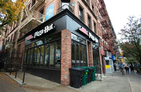 Pizza Hut plans 10 new restaurants for NYC in 2024 | Crain's New York ...