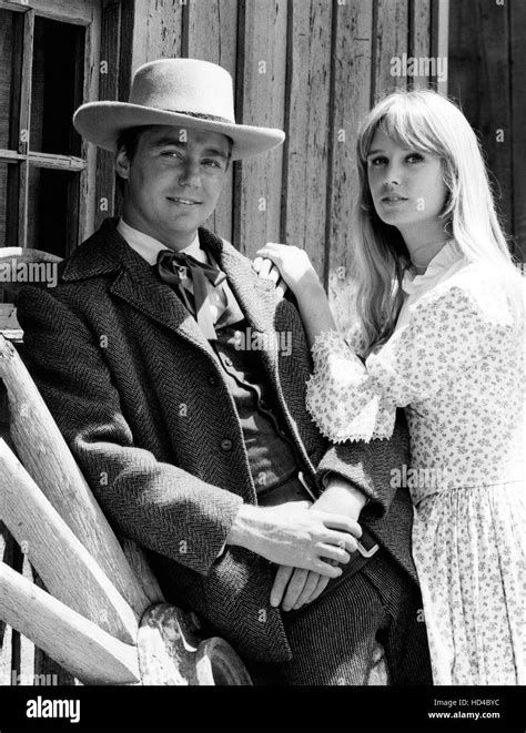 CIMARRON STRIP, Randy Boone, Jill Townsend, 1967-68 Stock Photo - Alamy