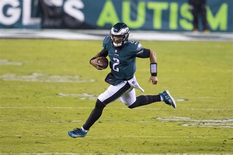 Jalen Hurts Isn't Waiting for the Eagles to Hand Him the Starting QB Job