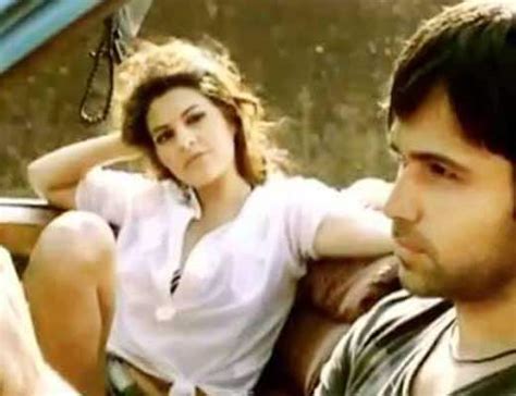 Phir Mohabbat / Dil Sambhal Ja Zara Lyrics - Murder 2