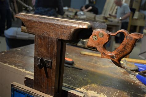 saw sharpening vise in oak - Paul Sellers'blog | Best woodworking tools ...