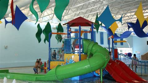 Must-Visit Indoor Water Parks in the Chicago Area | Indoor waterpark, Water park, Chicago area