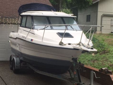 Bayliner Trophy/2359 1992 for sale for $16,999 - Boats-from-USA.com