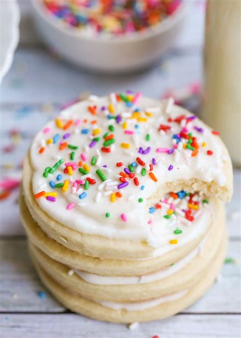 BEST Sugar Cookie Frosting Recipe | Lil' Luna