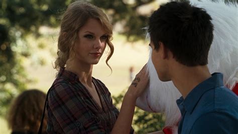 Valentine's Day - Taylor Lautner and Taylor Swift Image (14697660) - Fanpop