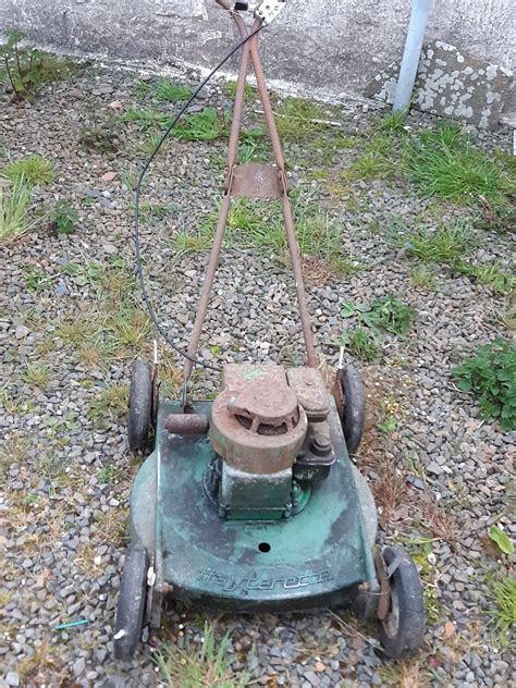 Looking for information on this old mower for parts - Vintage Horticultural and Garden Machinery ...