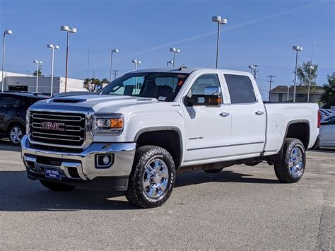 Pre-Owned 2018 GMC Sierra 2500HD SLT Crew Cab Pickup in Signal Hill #R16424 | Long Beach Honda