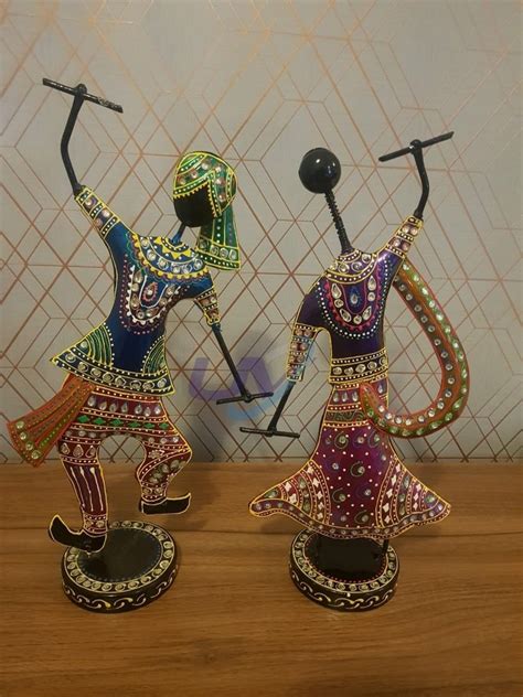 Sanding Multicolor Dandiya Dancers, Size/Dimension: 9*4*16 Inches at Rs ...