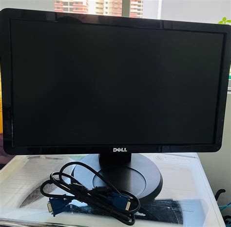 Dell monitor 20 inch, Computers & Tech, Desktops on Carousell