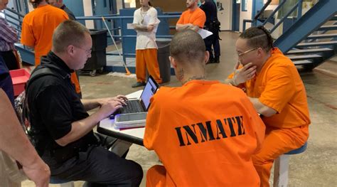 Inmates at Oklahoma prisons begin receiving computer tablets | CNN