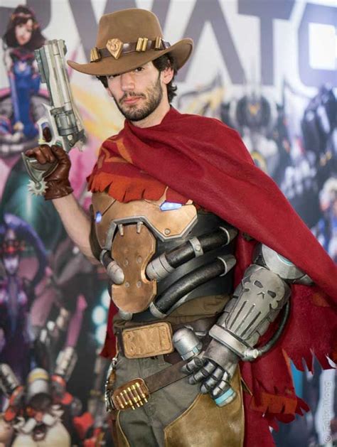 15 Best Overwatch Cosplays You Need To See - IGCritic | Mccree cosplay, Overwatch cosplay ...