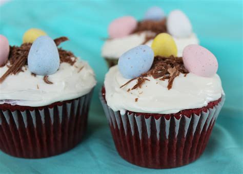 Fun with the Fullwoods: Easy Easter Cupcakes