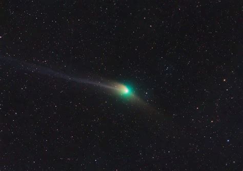 Graduate student’s photos of green comet featured in major media ...