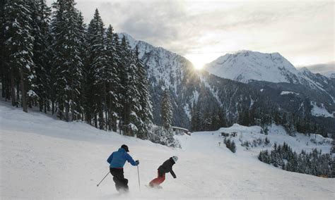 Learn to ski in Tyrol: the 5 best ski resorts for beginners