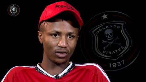 "Lesley Manyathela played beautiful football", says Emtee - Diski 365