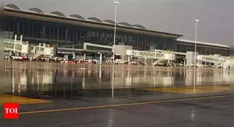 Hyderabad Airport: Hyderabad Airport Introduces City-Side Self-Check-In at Car Parking ...