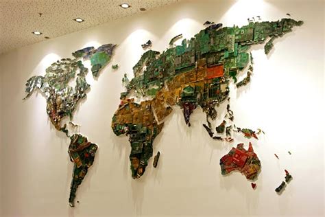 Beautiful Pictures: Eco Art - Eco friendly Art With Computer Parts ...