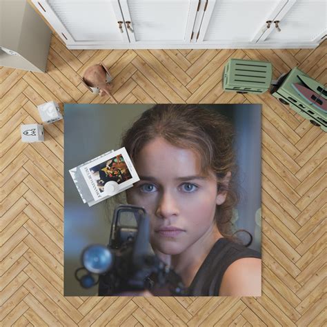 Sarah Connor Emilia Clarke In Terminator Genisys Movie Bedroom Living ...