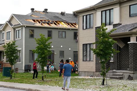 Tornado damages more than 100 homes after hitting Canadian suburb | The ...