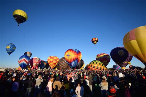 Top 10 Balloon Fiesta Pictures | Adventure On The Horizon