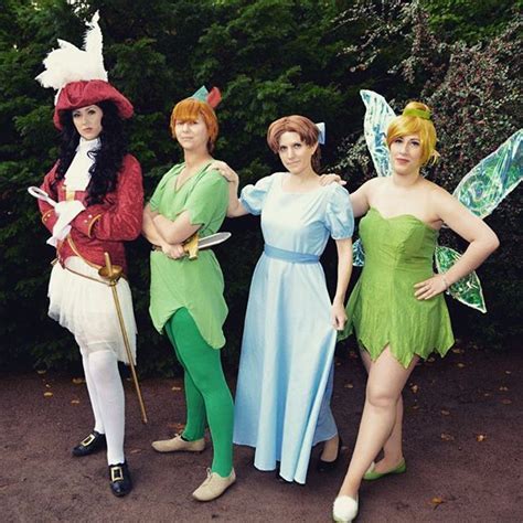 50 Group Disney Costume Ideas For You and Your Squad to Wear This Halloween | Cute group ...